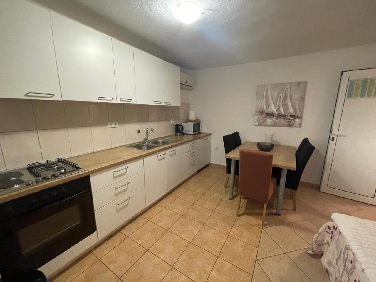 Apartment Suzana Sindija *